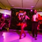 mejores clases de baile privadas y grupales en medellin, con los mejores instructores de salsa y bachata de medellin. Best salsa and bachata lessons in Medellin-Colombia. Located in Poblado and Laureles. Group and private dance lessons