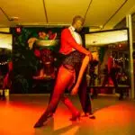 mejores clases de baile privadas y grupales en medellin, con los mejores instructores de salsa y bachata de medellin. Best salsa and bachata lessons in Medellin-Colombia. Located in Poblado and Laureles. Group and private dance lessons